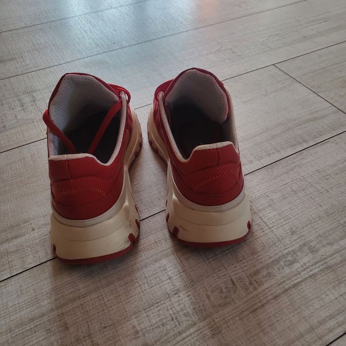 Маратонки  Дарис