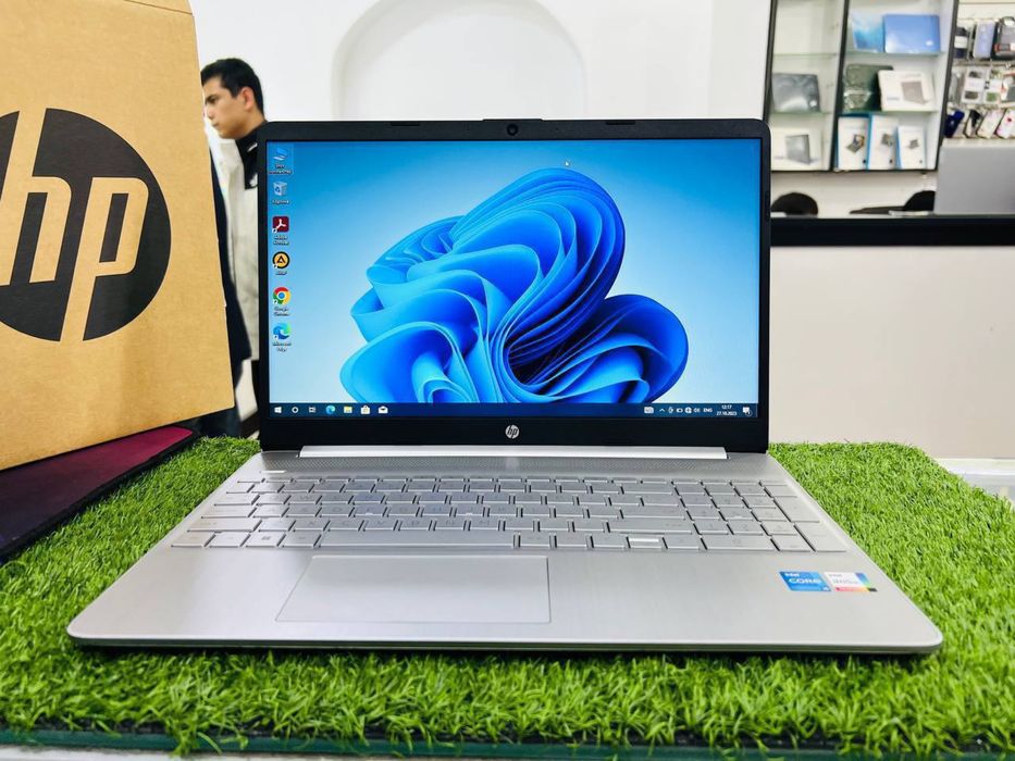 HP Laptop 15S Core i5-1235U 8/256GB