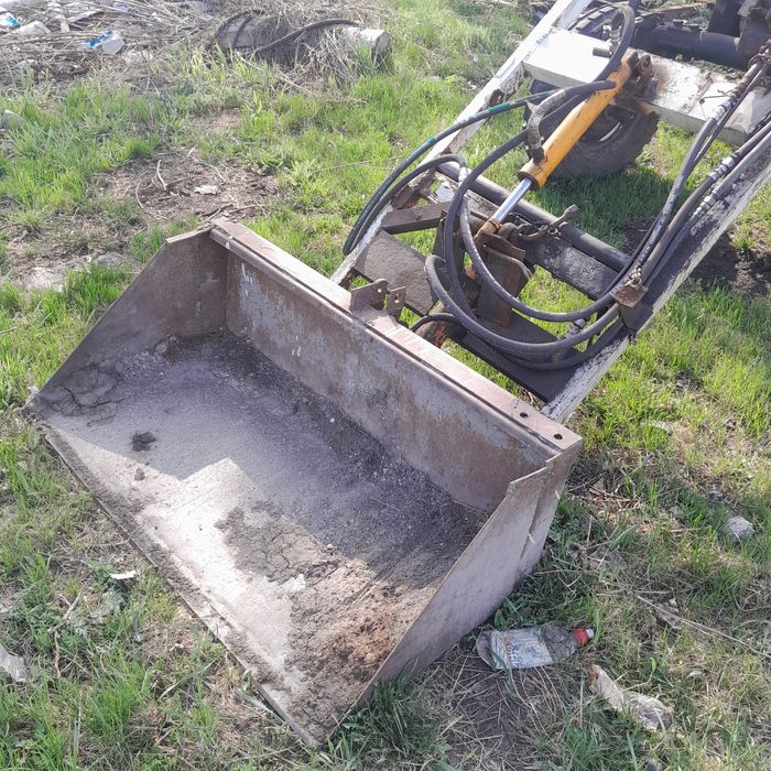 Продам трактор Т 16.