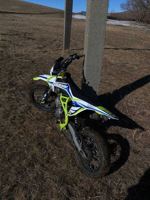 Продам питбайк ZUMMAV K3 150