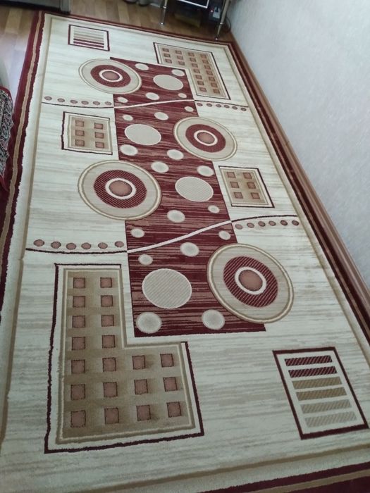 Продам ковер б/у