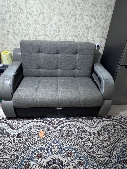 Продам диван 15000 тенге