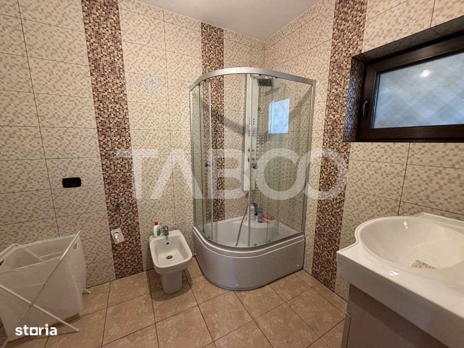 Casa individuala 5 camere 3 bai garaj 497 m teren liber Sat Sercaia