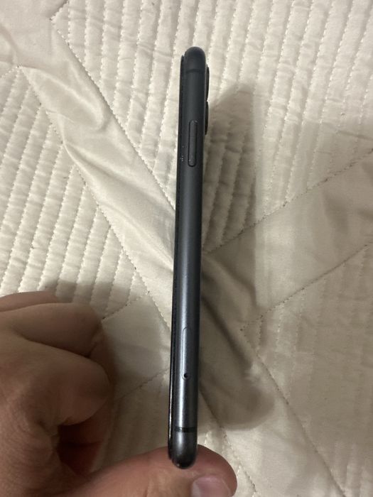 IPhone 11  в отличном состоянии