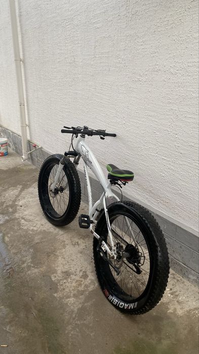 Спортивный велосипед