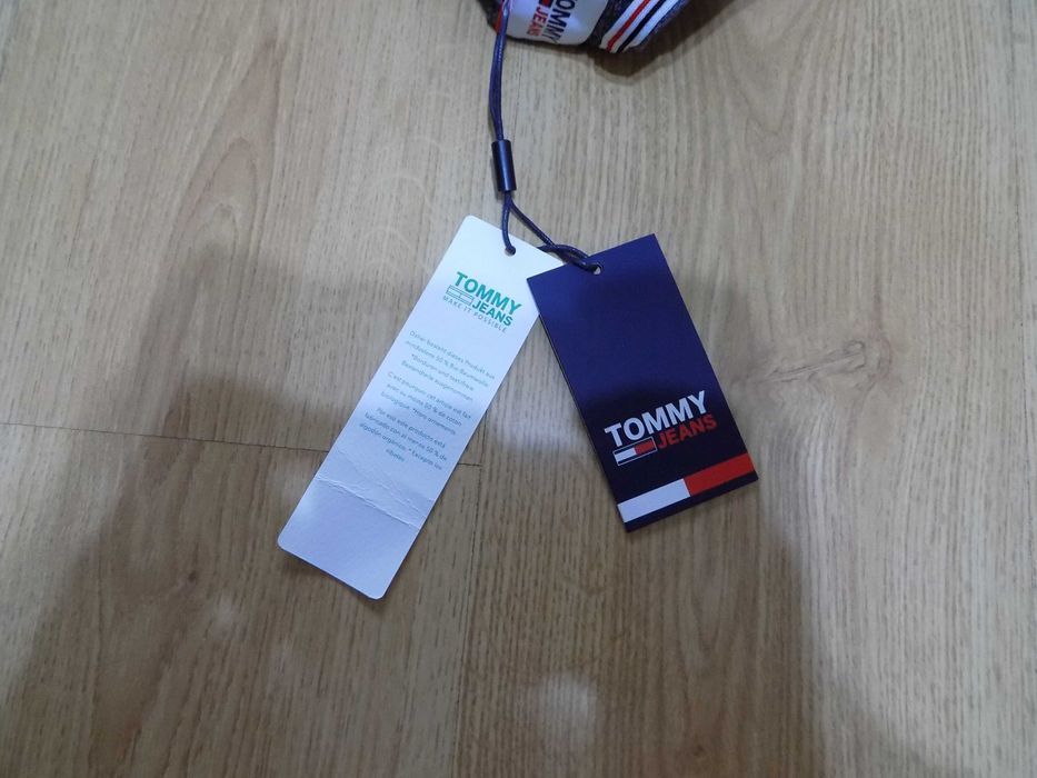 нова тениска tommy hilfiger риза потник блуза фанела мъжка оригинал L