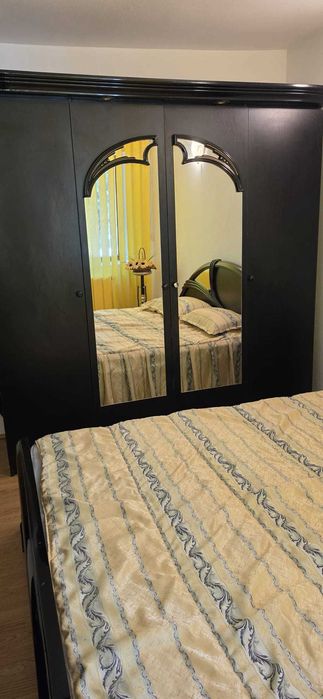Inchiriez apartament