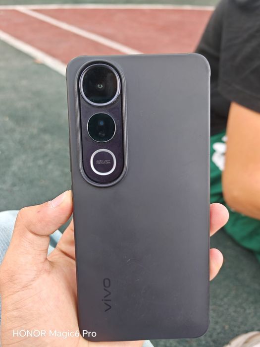 Vivo V50 lite  gb 128