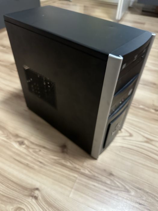 Terra (intel core i5 7500 / 12Ram)