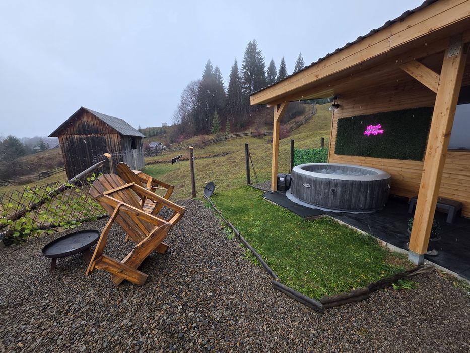 TIny House Colibita ( cabana cu jacuzzi)