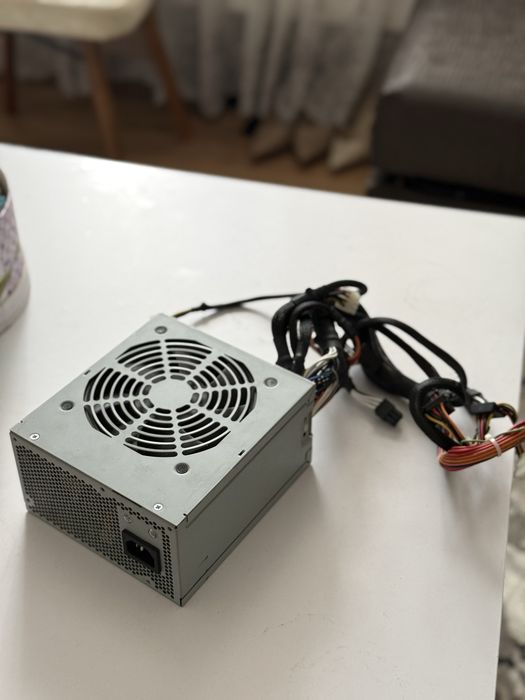 vand Sursa 600w