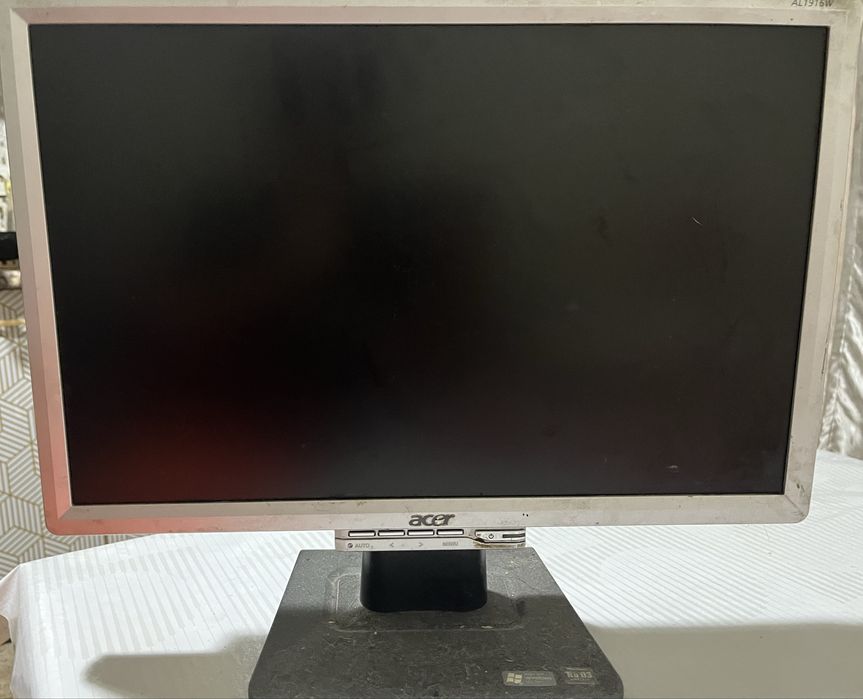 Продам мониторы