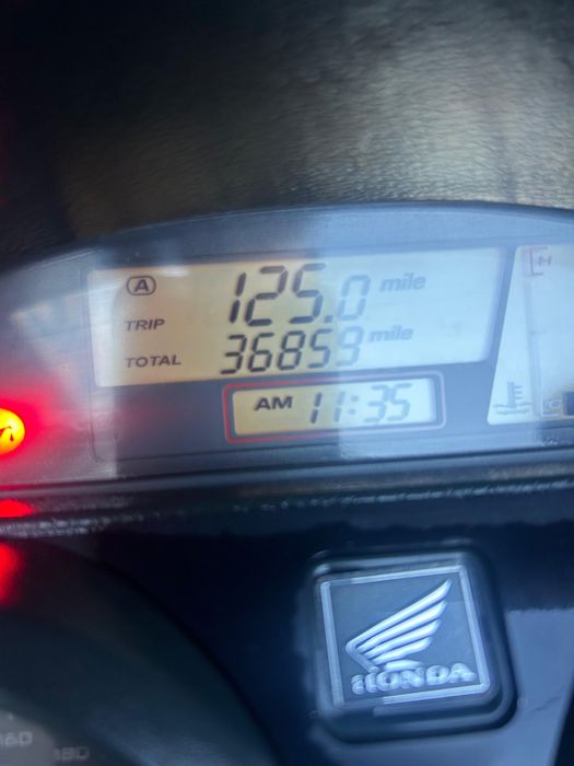 De Vanzare moto Honda Varadero schimb cu auto+diferenta