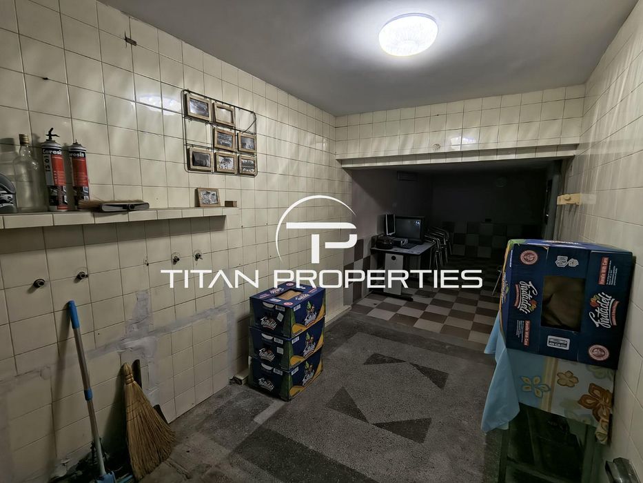 Продава се Етаж от къща в Пловдив, Изгрев - 135 кв.м за 1260 €/кв.м - Снимка #11