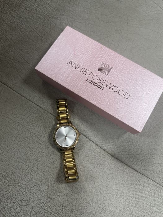 Дамски часовник Annie Rosewood златист