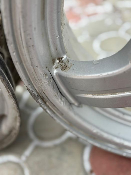 Продам титанки на Р 14