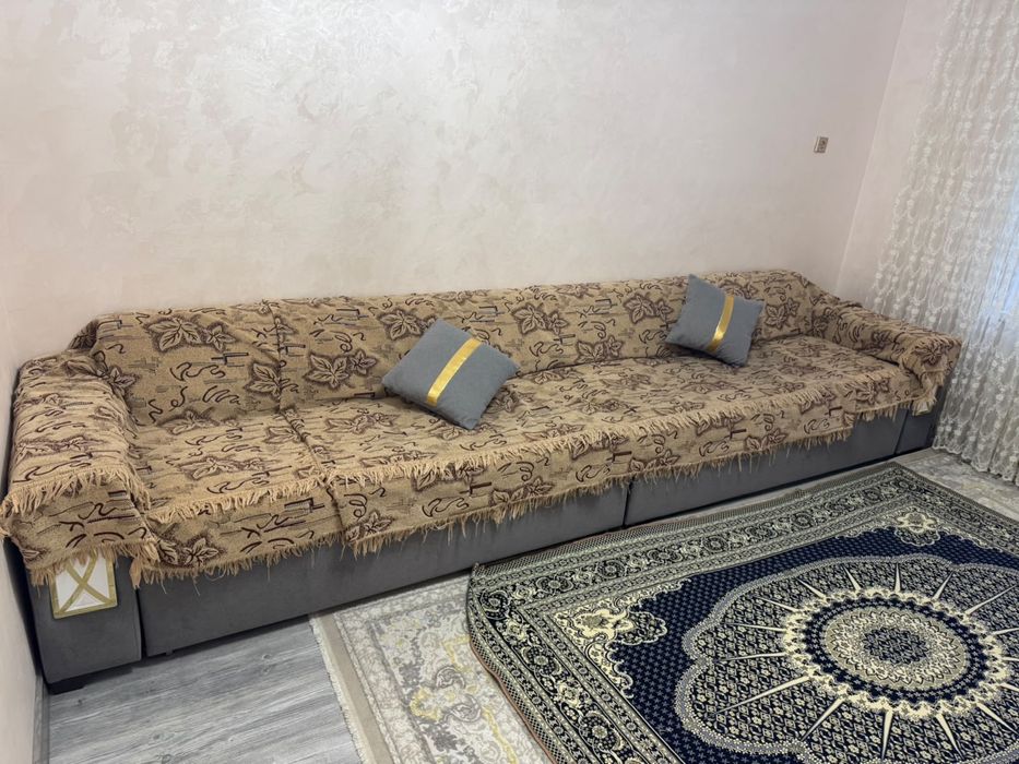 Продается диван новый