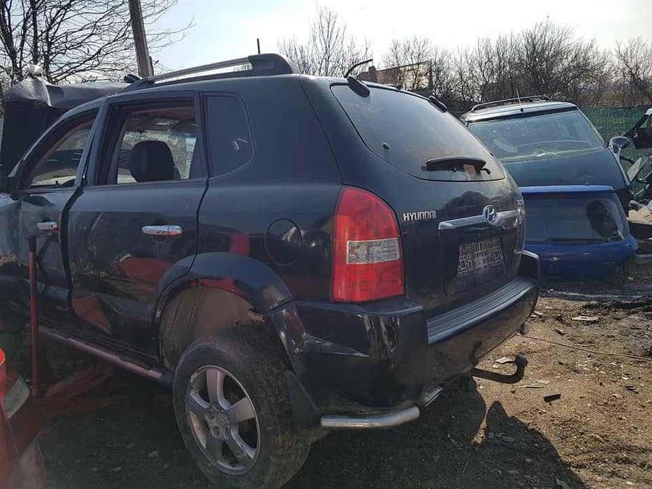 Demembrez Hyundai Tucson , santa fe  2002 2010 toate motorizarile