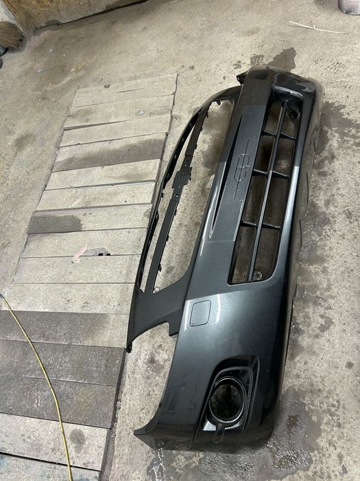 Продам бампер на кобальт