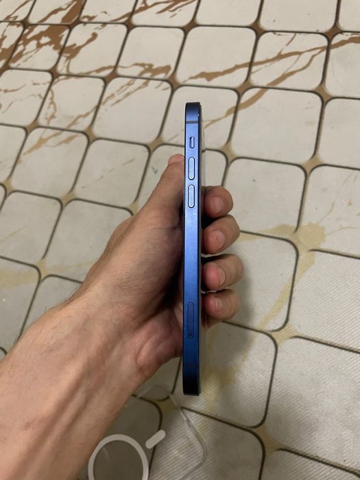 Iphone 12 на 64 ГБ