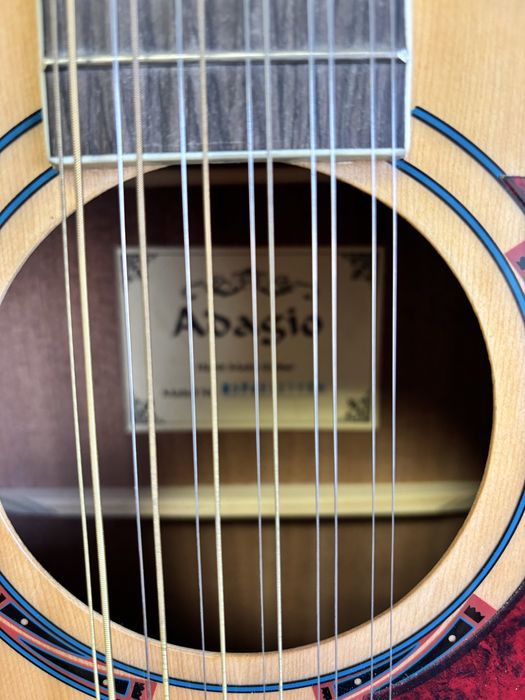 Гитара 12 струнная