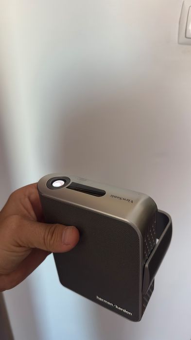 Viewsonic M1 Videoproiector LED WVGA 250 lumeni Boxe Harman Kardon