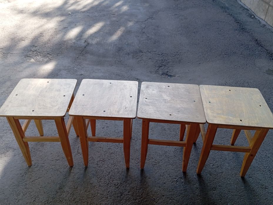 Продам табуретки.