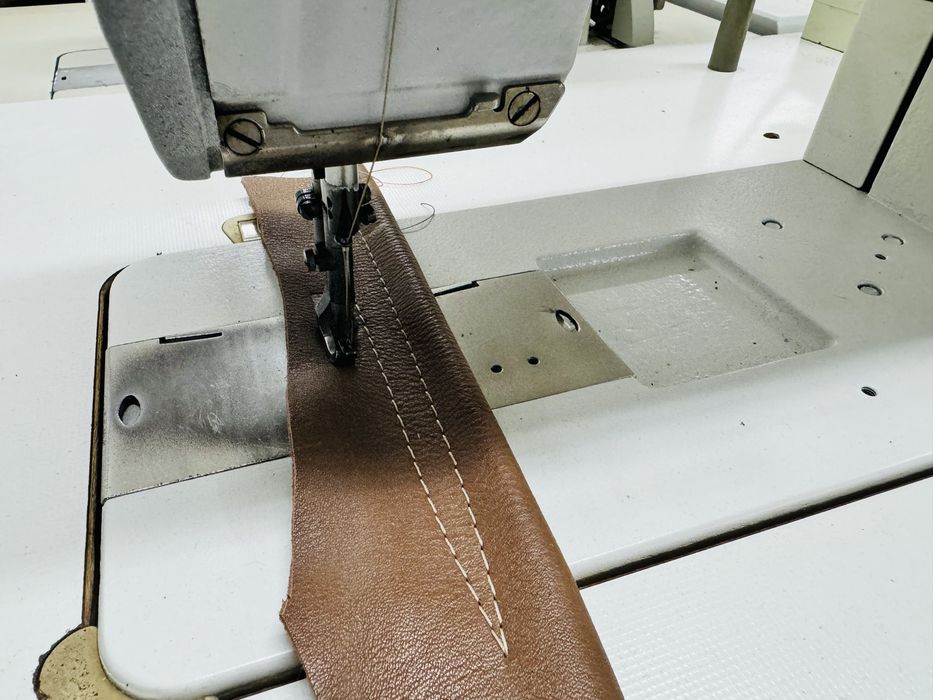 Masina de cusut Pfaff 1245 cu triplu transport