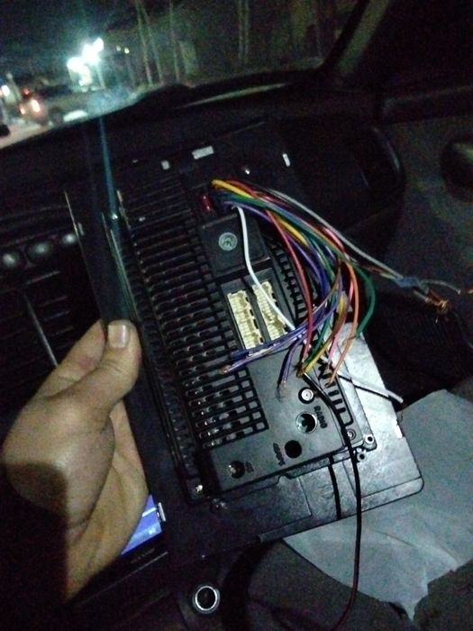 Продам автомагнитолу!