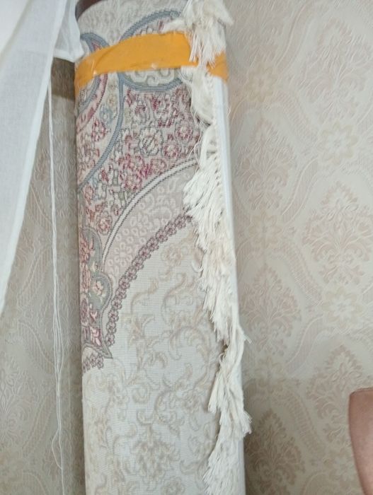 Продам ковер срочно
