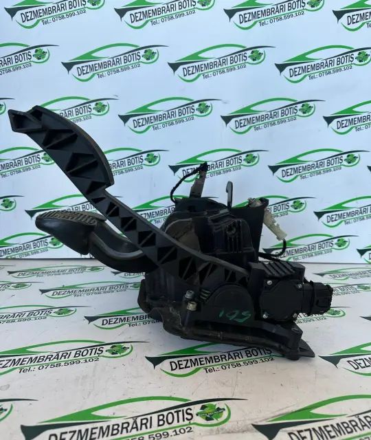 Pedala acceleratie Alfa Romeo 147 2003 1.9 JTD MT (115 hp)