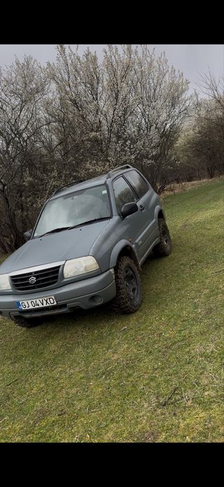 Suzuki grand vitara   Vand/Schimb cu atv cf moto sau altele
