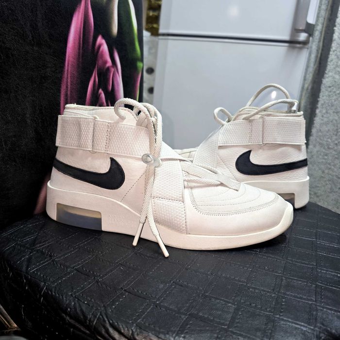 Naik air 180 fear of god