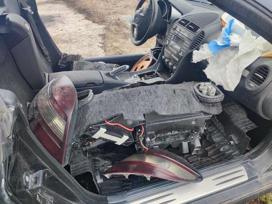 Mercedes SLK 2.0 Compresor СЛК кабрио на части 2006