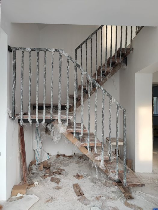 Scări interioare, exterioare