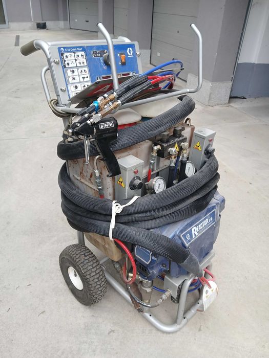 Машина за полиуретанова пяна