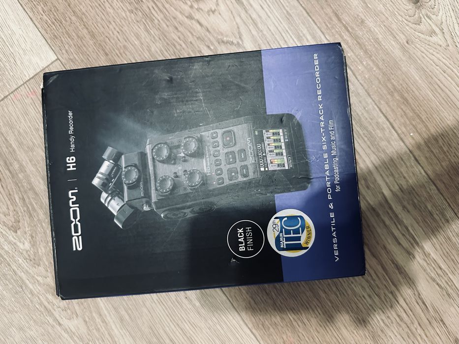 Рекордер zoom H6