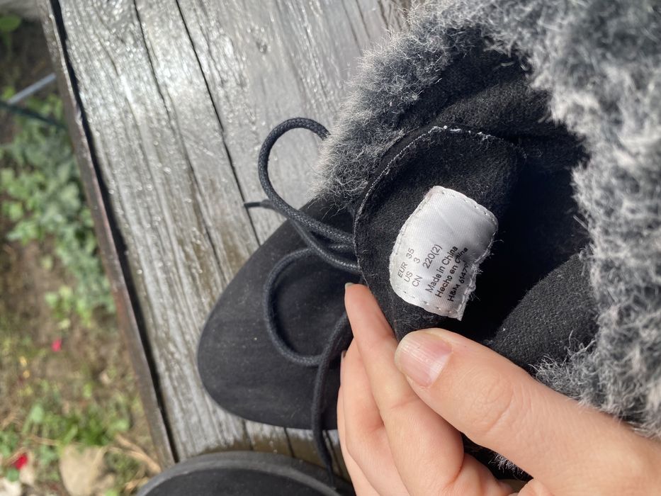 Botine pe glezna cu blanita H&M  marimea 35