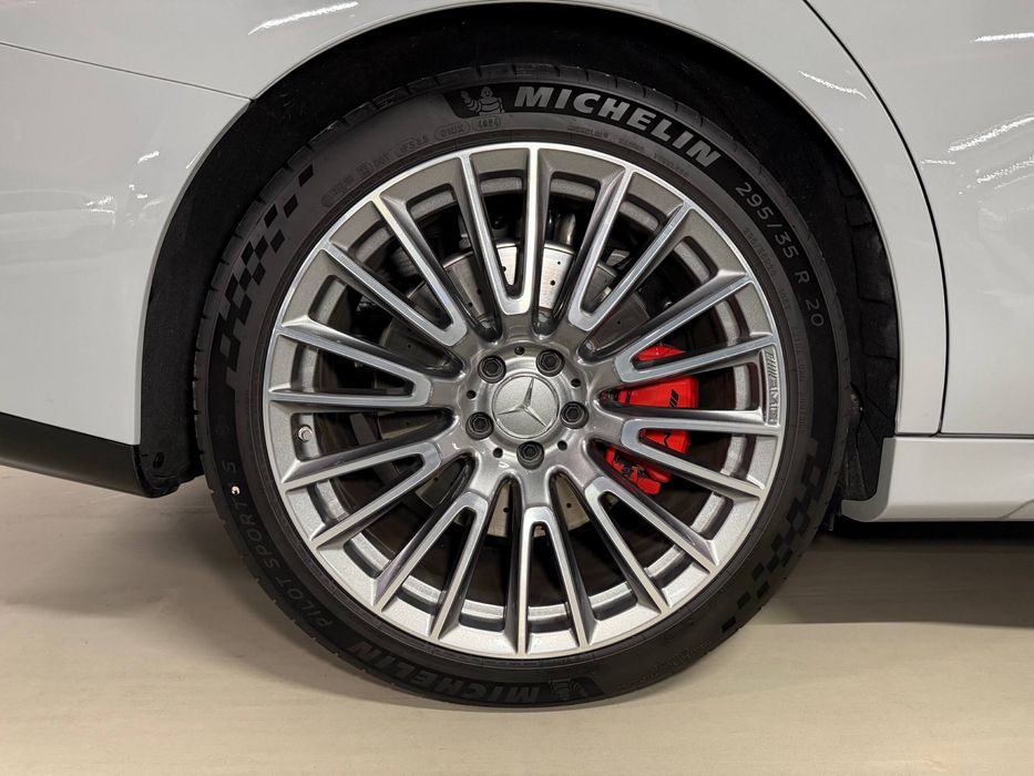 Разноширокие R20 дисик от E53 AMG