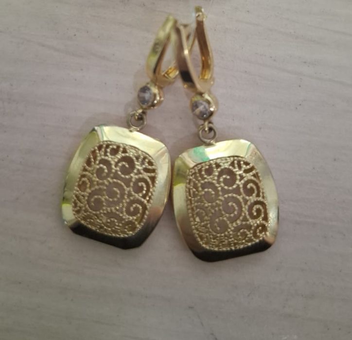 Золотые серьги 585 пробы.Золото.