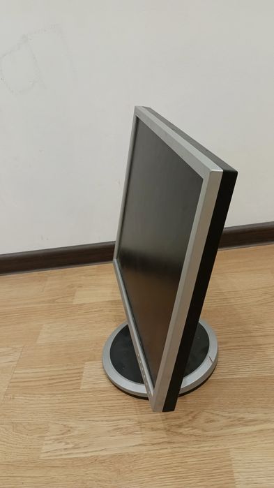 Продам монитор б/у