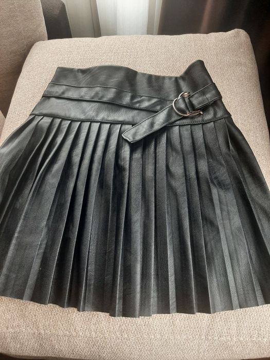 Детска кожена пола