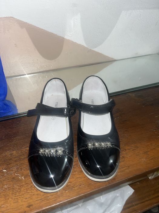 Продам деткие туфли