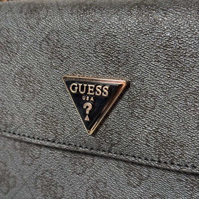 Geanta Guess din piele