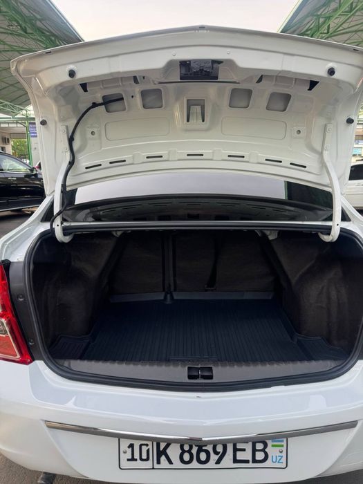 Chevrolet Cobalt 2023 — 8