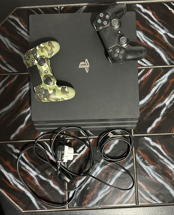 Play station 4 PRO