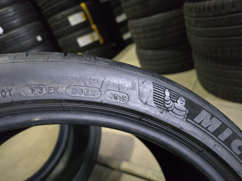 305/30/20//245/35/20 MICHELIN