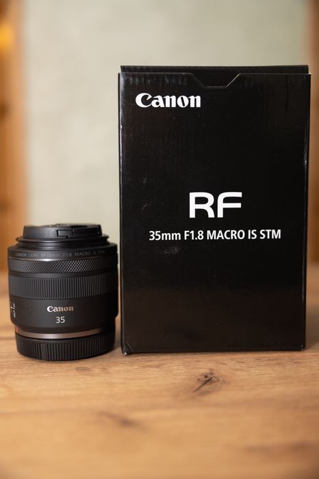 Canon RF 35mm 1.8