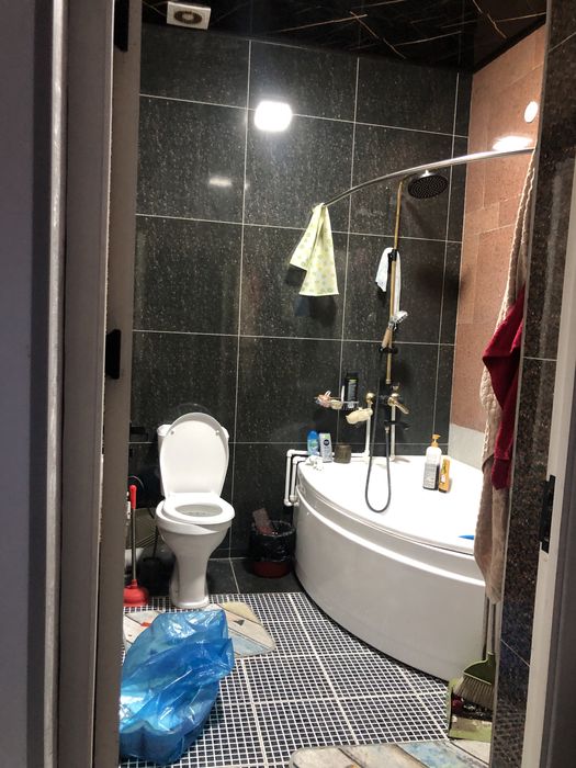 Уй сотилади яхши курилган арентир кокакола завод