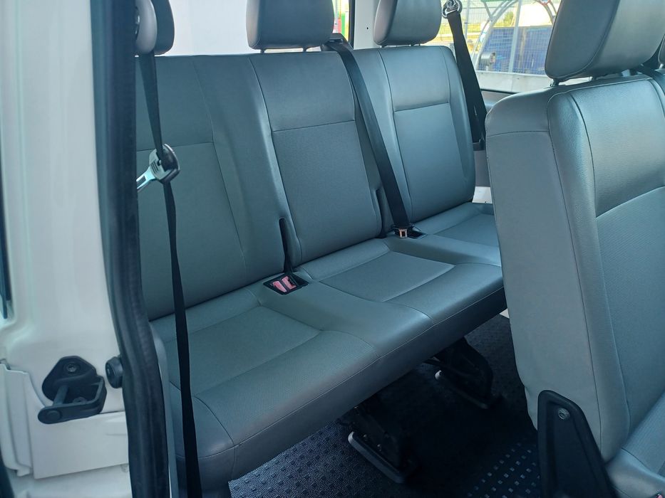 Vw  t5  transporter  caravelle 2009 .  8+1  volkswagen
